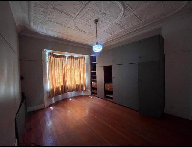 3 BEDROOM HOUSE FOR SALE IN KENSINGTON